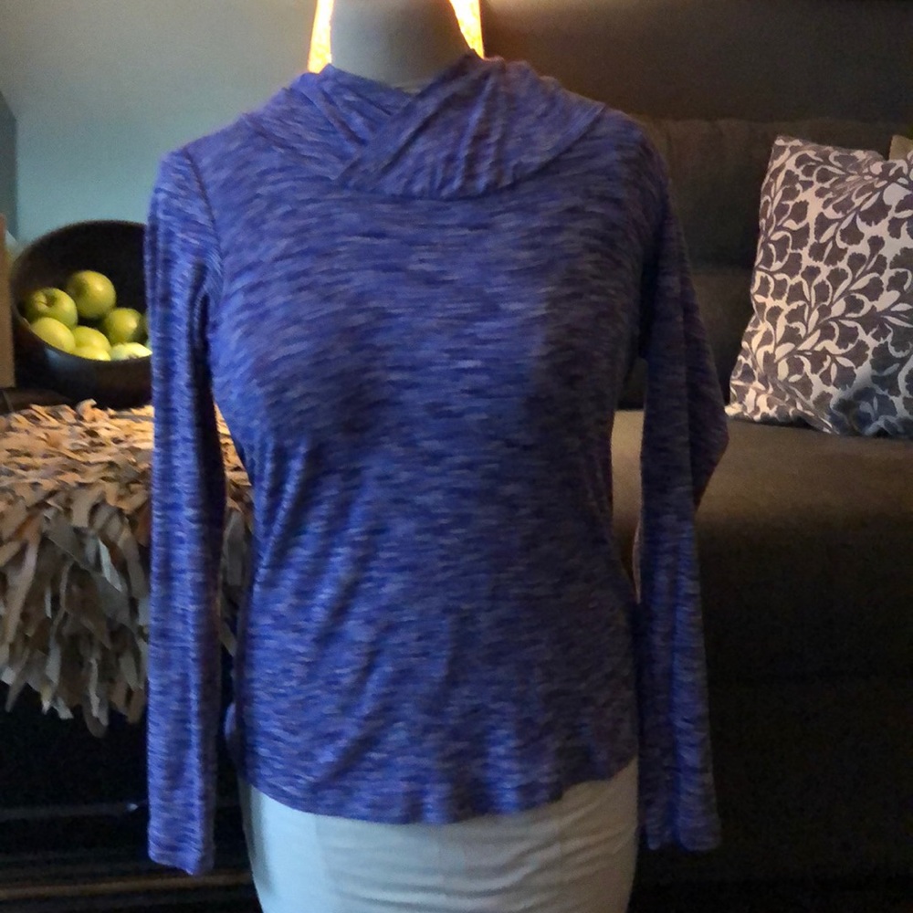 Columbia sportswear long sleeved top